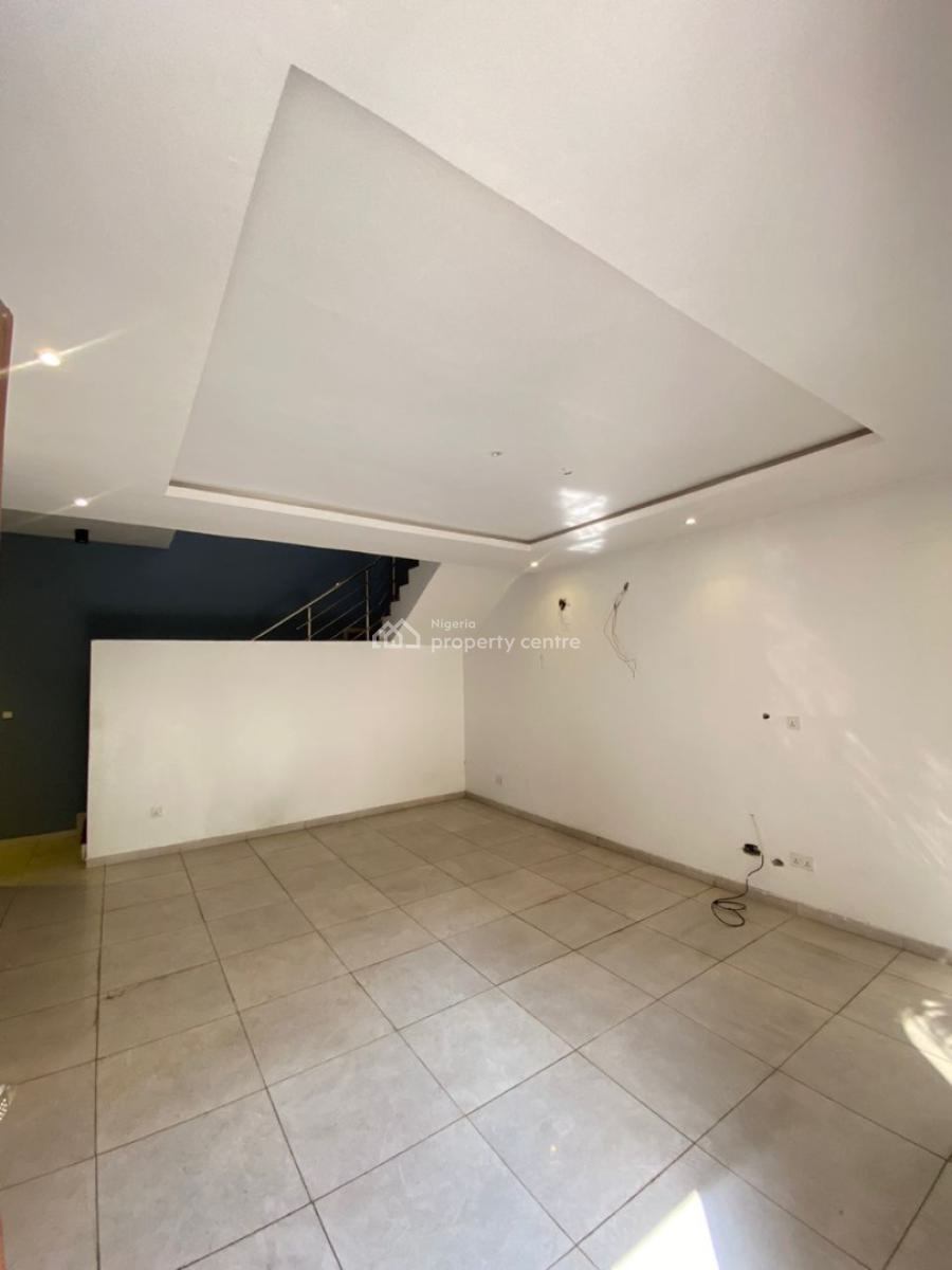4 Bedroom Duplex with Bq, Osapa, Lekki, Lagos, Terraced Duplex for Rent