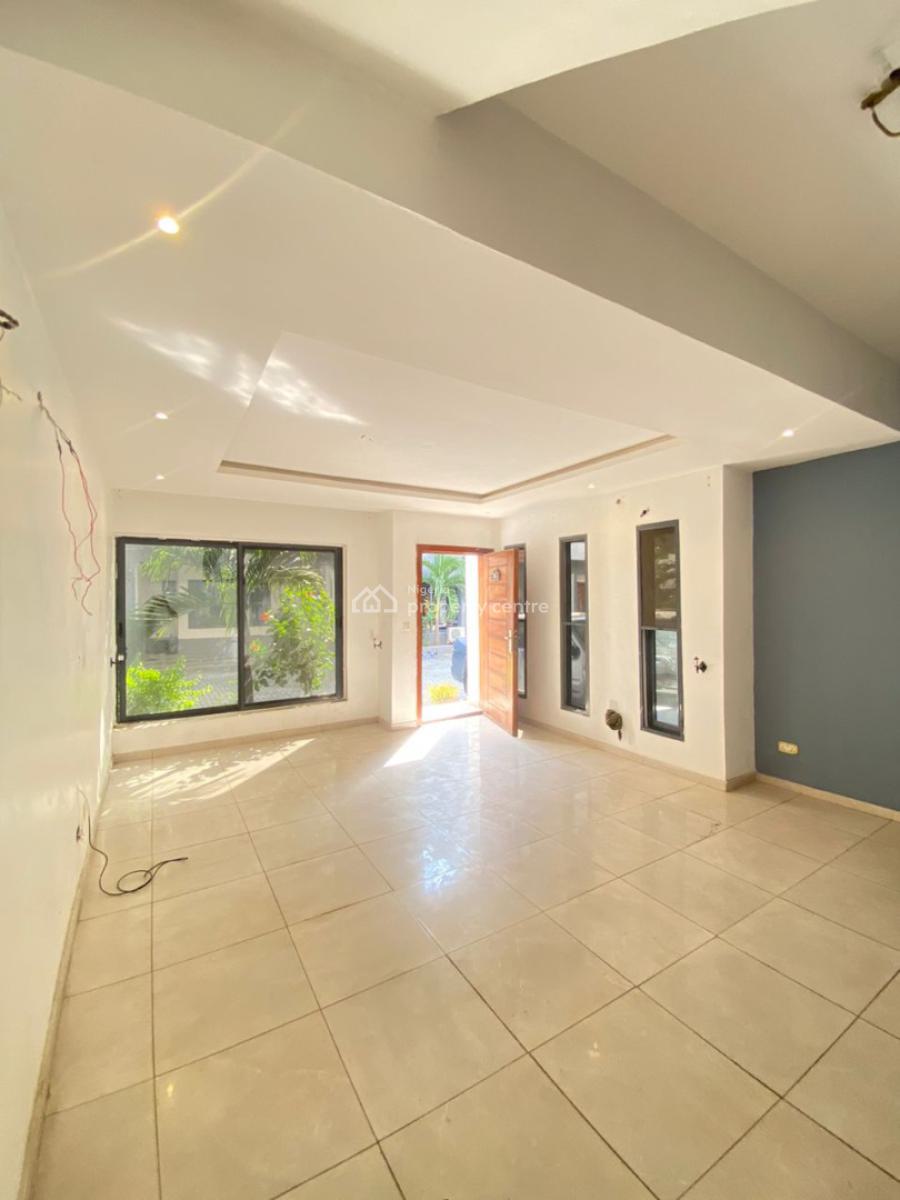 4 Bedroom Duplex with Bq, Osapa, Lekki, Lagos, Terraced Duplex for Rent