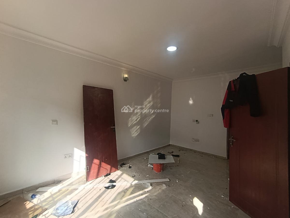a Luxury Master Self Contained in a 24 Hours Power Supply Estate, Lekki Garden Paradise 3 Estate Chevron Drive, Lekki, Lagos, Flat / Apartment for Rent