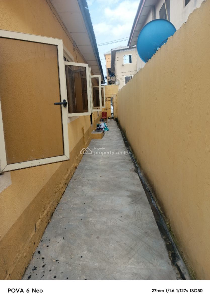 Room Self Contained, Off Ojuelegba Road, Surulere, Lagos, Self Contain (single Rooms) for Rent