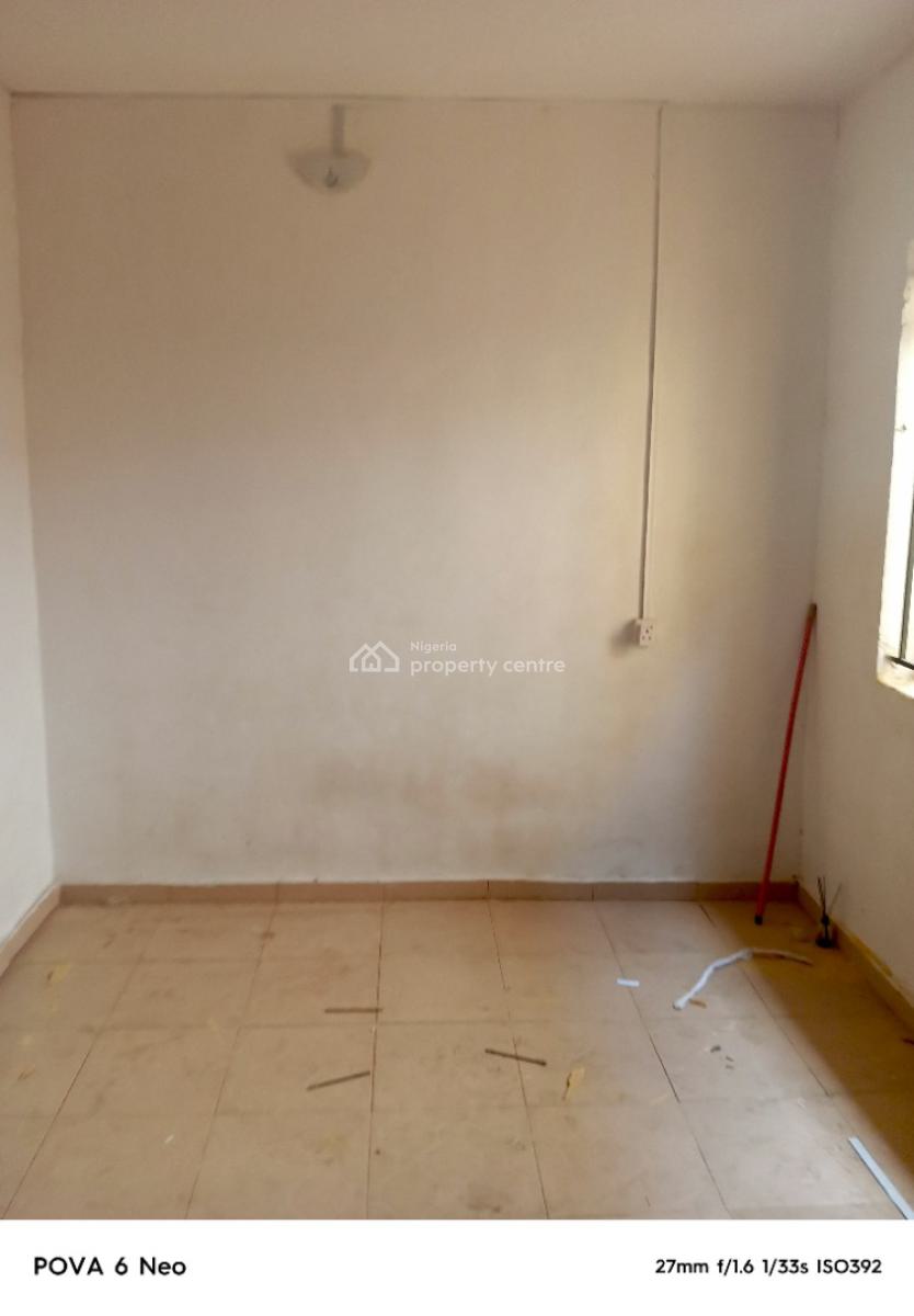 Room Self Contained, Off Ojuelegba Road, Surulere, Lagos, Self Contain (single Rooms) for Rent