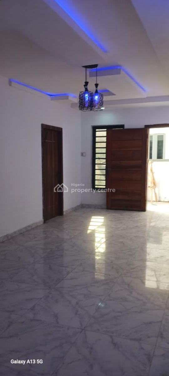 Lovely 2 Bedroom Apartment in a Serene Location, Ologolo, Lekki, Lagos, Flat / Apartment for Rent