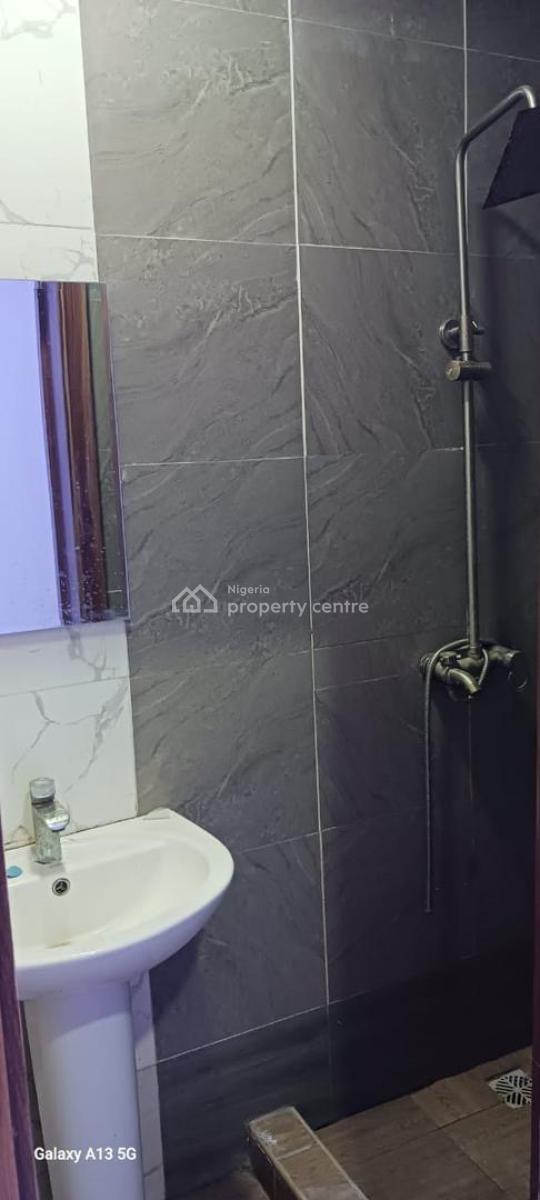 Lovely 2 Bedroom Apartment in a Serene Location, Ologolo, Lekki, Lagos, Flat / Apartment for Rent