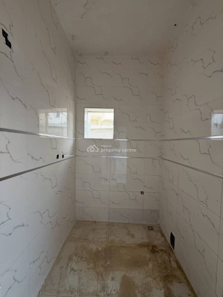 3 Bedroom Apartment with Bq  Jahi  200m, Jahi, Jahi, Abuja, Block of Flats for Sale