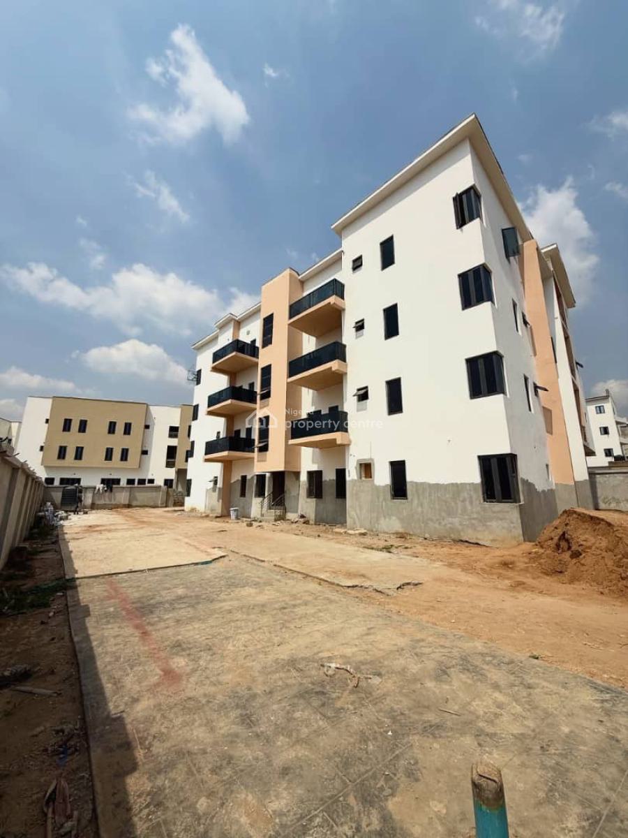 3 Bedroom Apartment with Bq  Jahi  200m, Jahi, Jahi, Abuja, Block of Flats for Sale