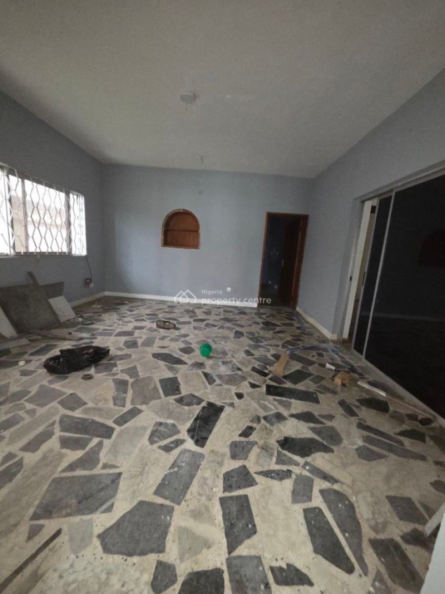 Spacious 5 Bedroom, Lekki Phase 1, Lekki, Lagos, Semi-detached Duplex for Rent