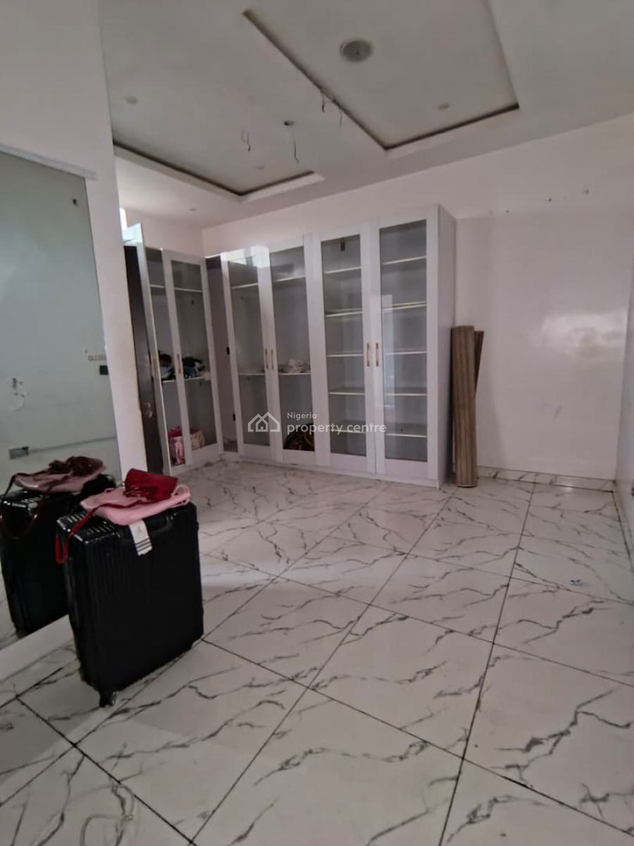 Lovely 4 Bedroom Terraced Duplex in a Secure Estate, Agungi, Lekki, Lagos, Terraced Duplex for Sale