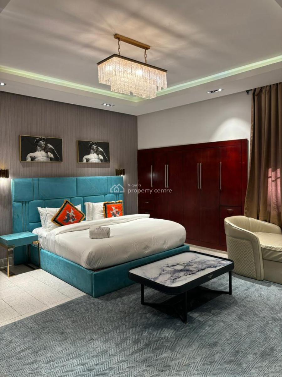 Exquisite 3 Bedroom Apartment with Top Notch Amenities., Old Ikoyi, Ikoyi, Lagos, Flat / Apartment Short Let