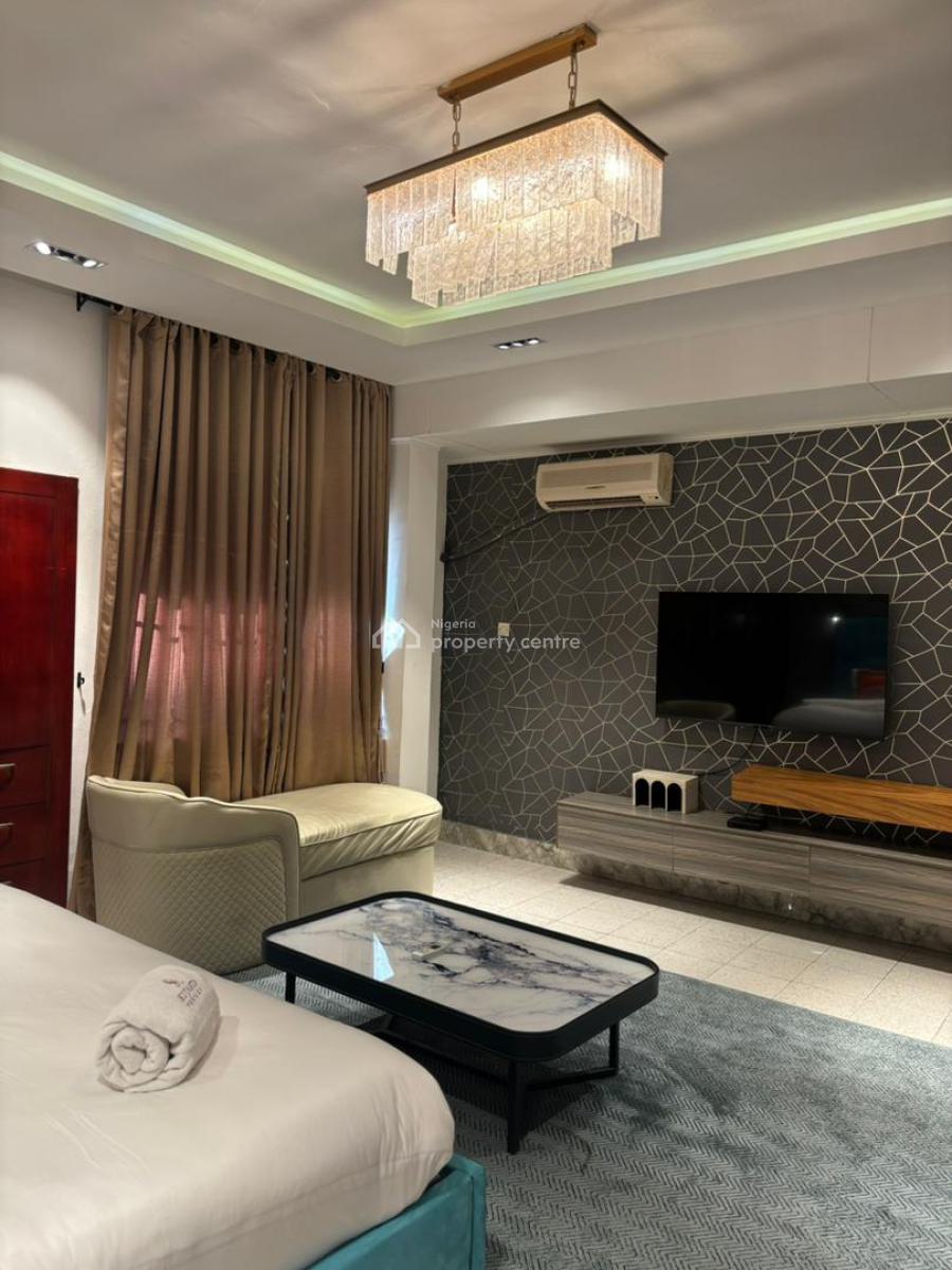 Exquisite 3 Bedroom Apartment with Top Notch Amenities., Old Ikoyi, Ikoyi, Lagos, Flat / Apartment Short Let