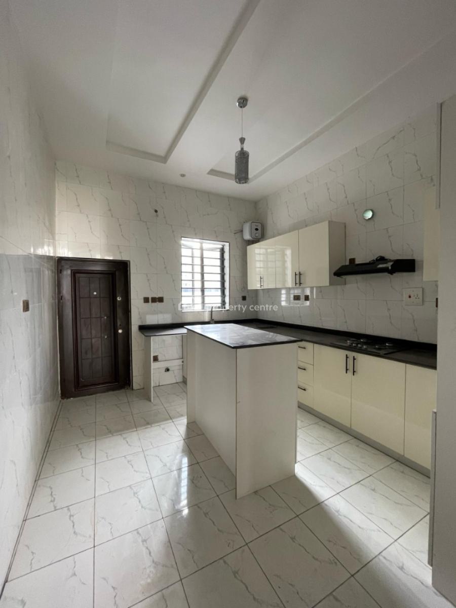 4 Bedroom Terrace Duplex, New Road, Lekki, Lagos, Terraced Duplex for Sale