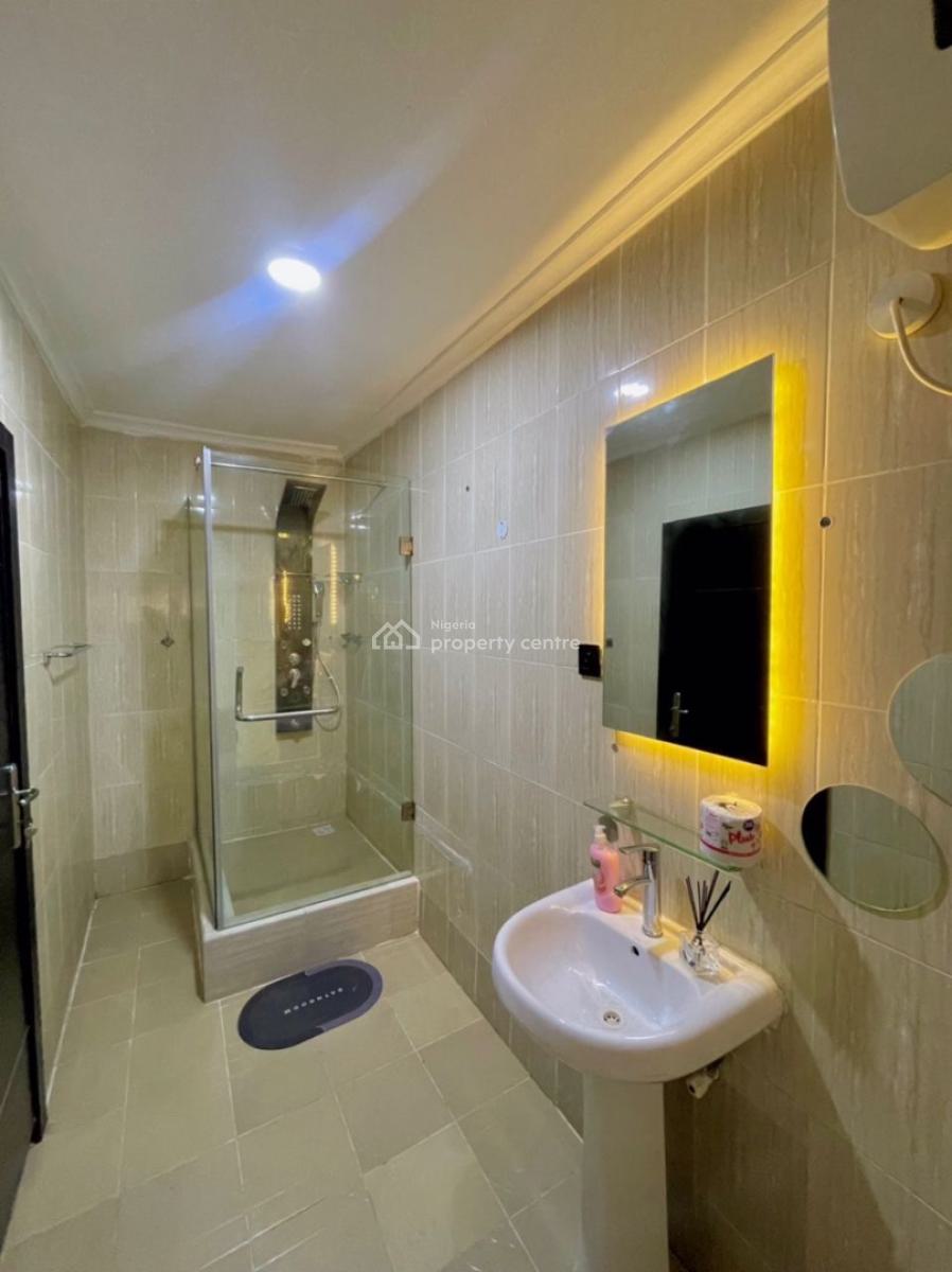 Cute One Bedroom Apartment with Ps5 and a Home Gym, Layi Yusuf Crescent, Lekki Phase 1, Lekki, Lagos, Flat / Apartment Short Let