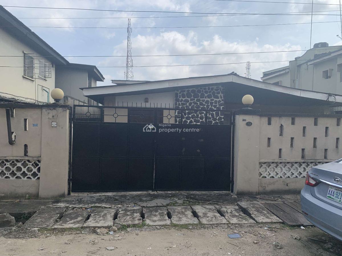 10 Bedroom Detached Bungalow, Off Sura Mogaji, Ilupeju, Lagos, Detached Bungalow for Sale