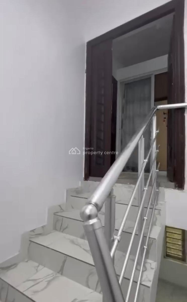 Luxury 2 Bedroom Apartment, Ologolo, Lekki, Lagos, Flat / Apartment for Rent