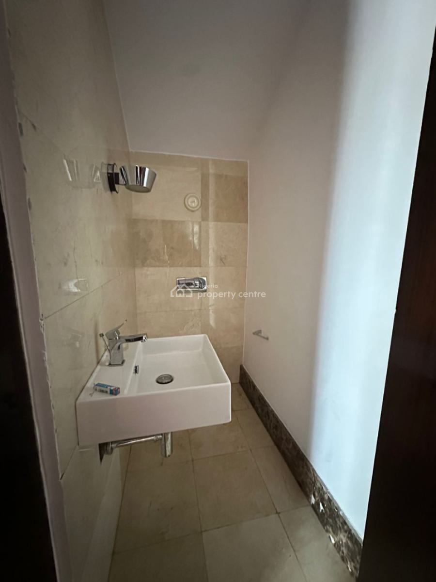 Very Spacious, Well-maintained 3-bedroom Maisonette with Bq, Ikoyi, Lagos, Flat / Apartment for Rent