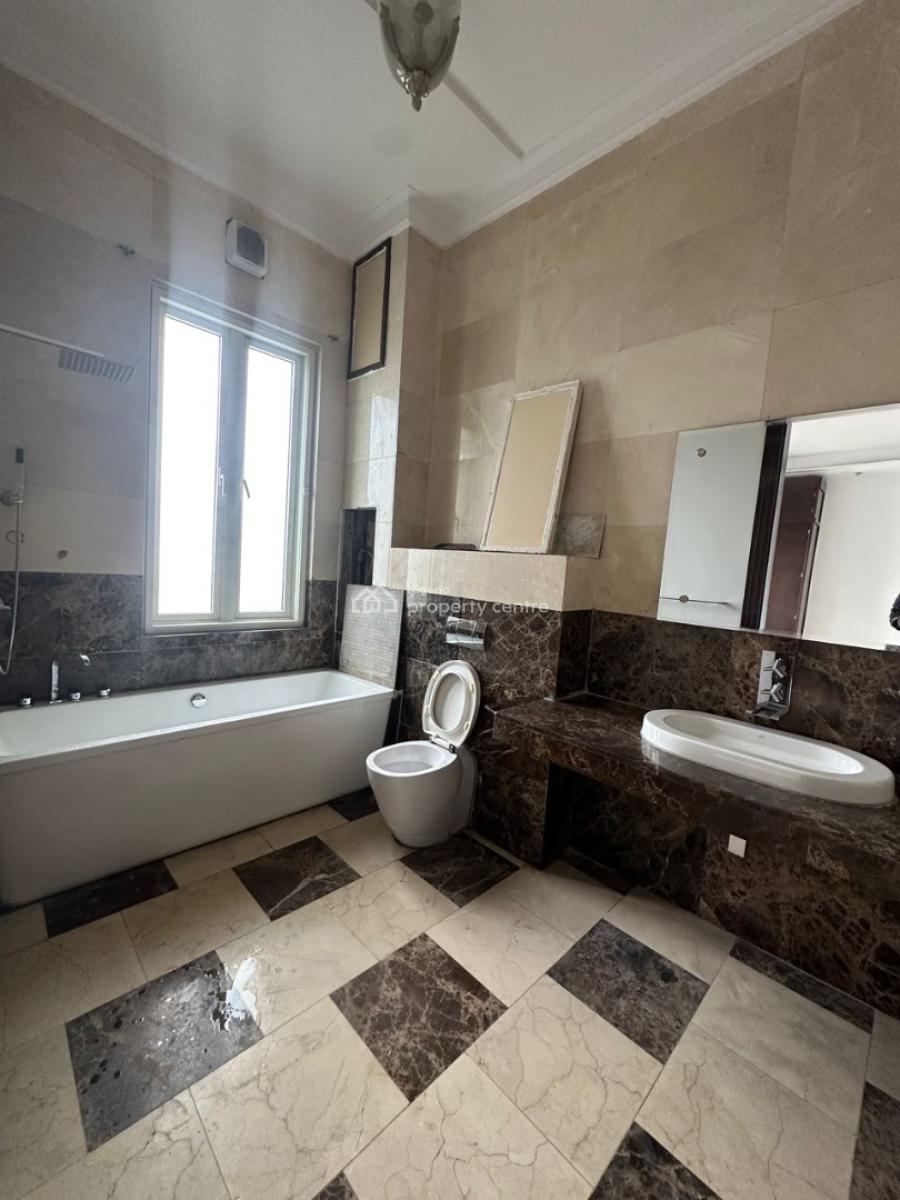 Very Spacious, Well-maintained 3-bedroom Maisonette with Bq, Ikoyi, Lagos, Flat / Apartment for Rent