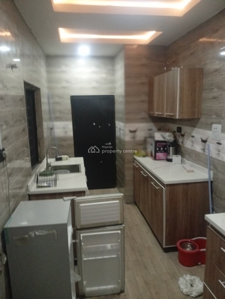 Executive 3 Bedroom Flat, Alapere, Ketu, Lagos, Flat / Apartment for Rent