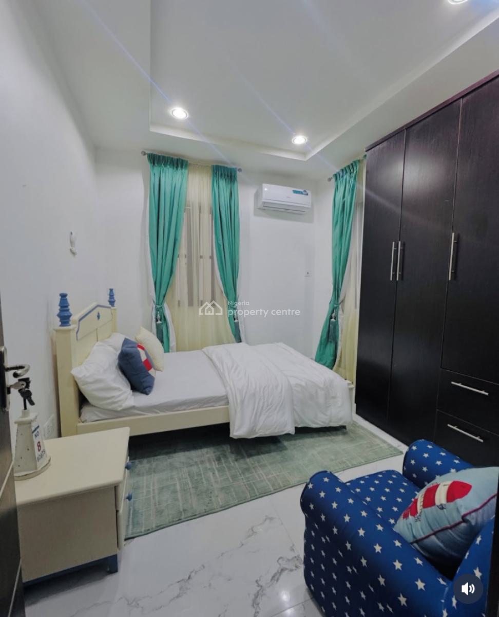 Lovely Built 4 Bedroom Fully Detached Duplex with Bq, Magodo, Lagos, Detached Duplex for Sale