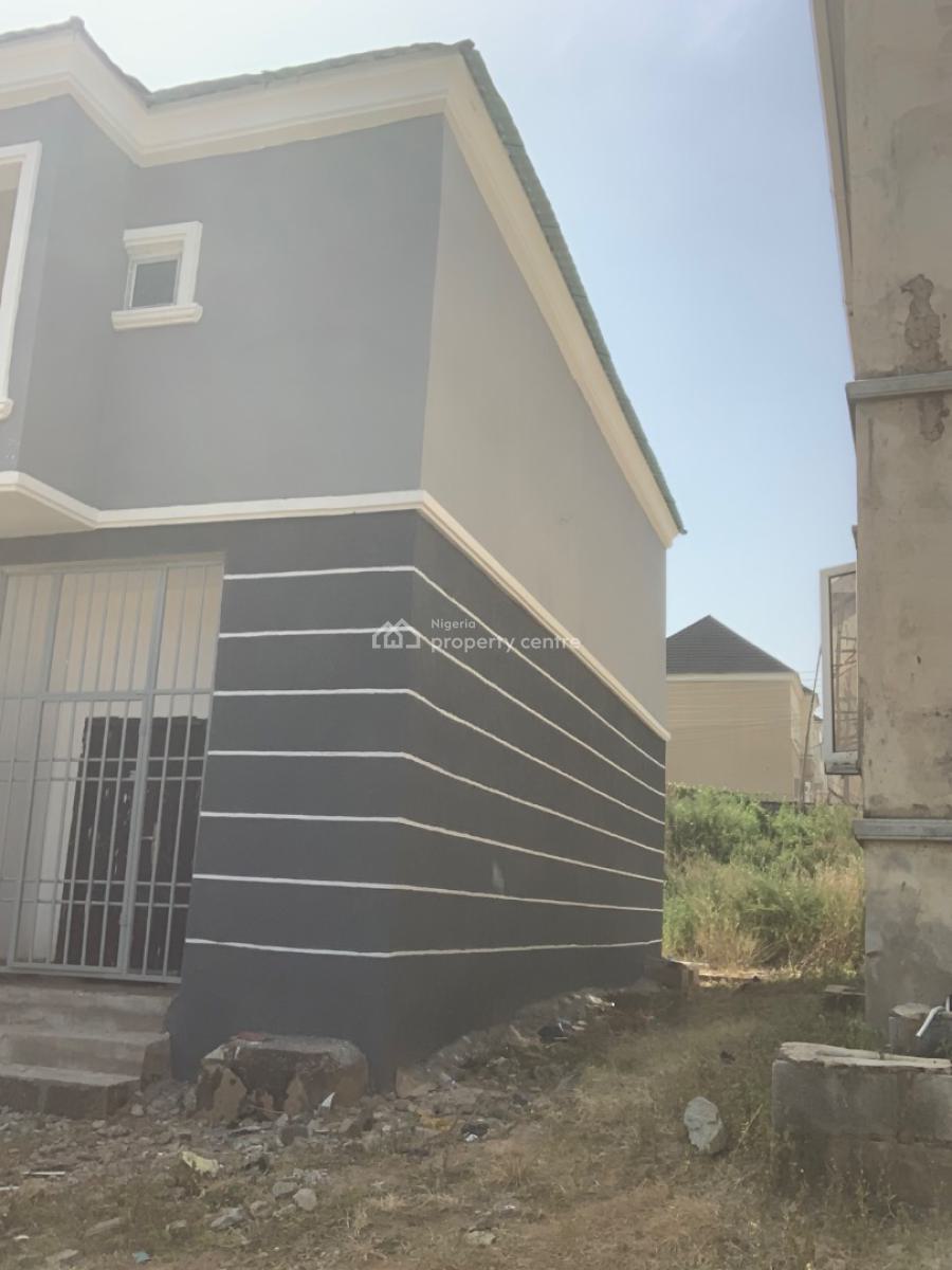 3 Bedrooms Luxury Terraced Duplex, By Porshe Estate, Idu Industrial, Abuja, Terraced Duplex for Sale