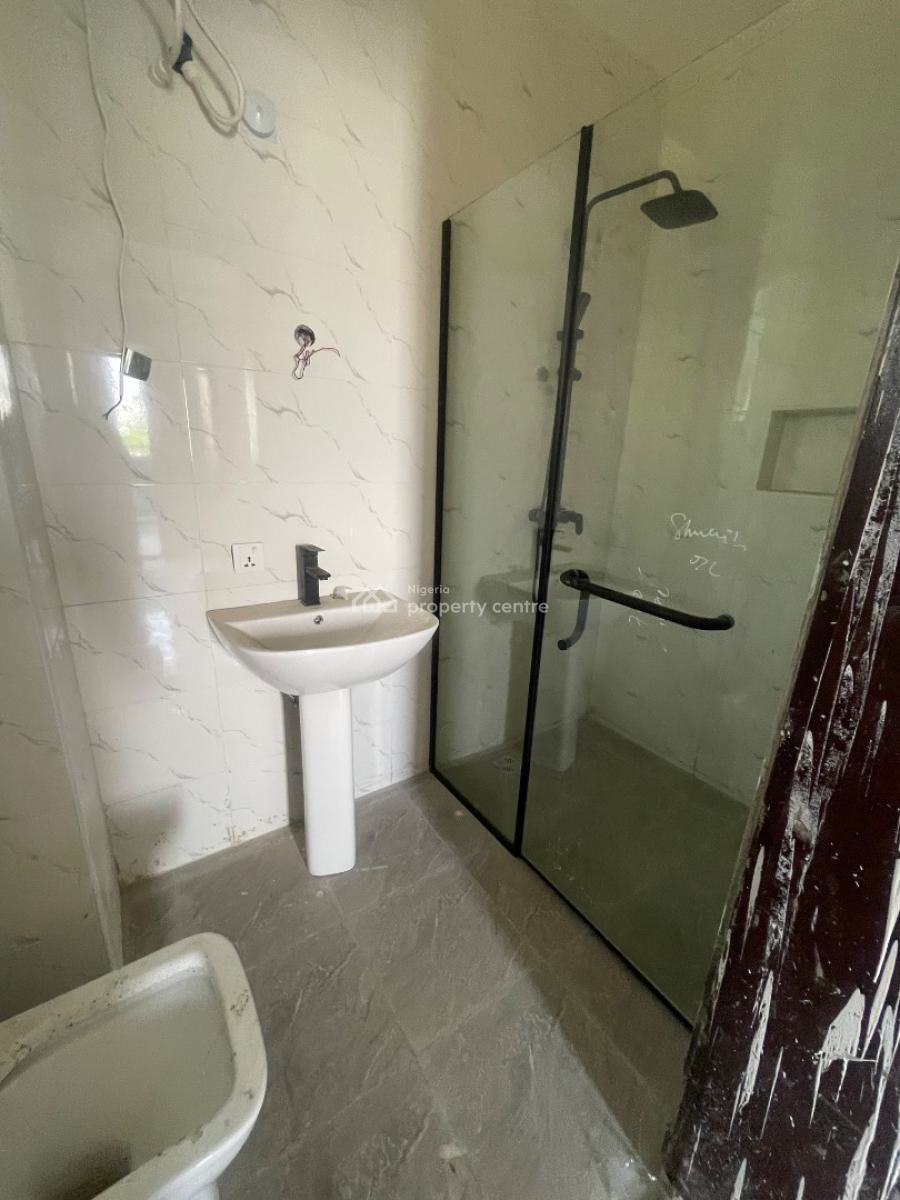 3 Bedroom 8 Unit, Gated Estate, Lekki Phase 1, Lekki, Lagos, Flat / Apartment for Rent