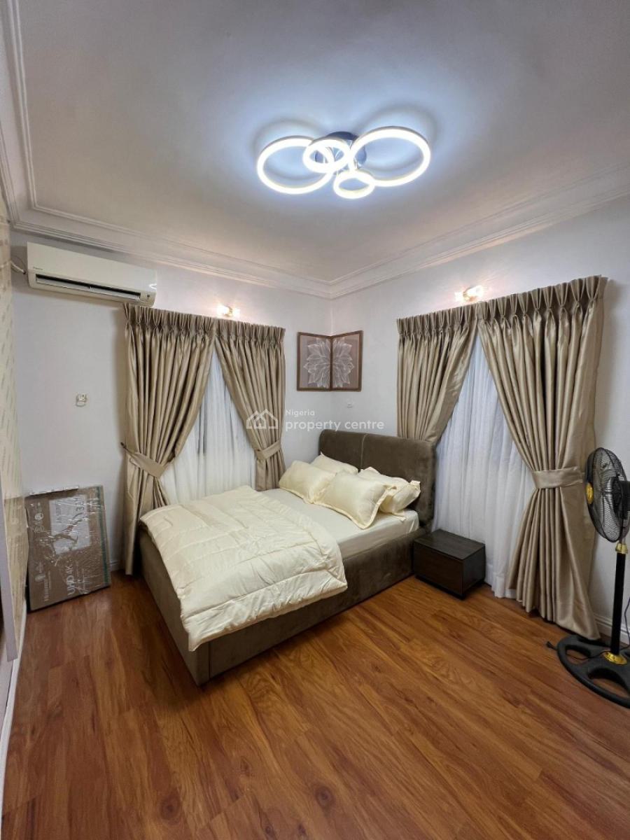 Well-furnished 4 Bedrooms Terrace Duplex Short--let, Off Muiz Banire Street, Ikeja Gra, Ikeja, Lagos, Flat / Apartment Short Let