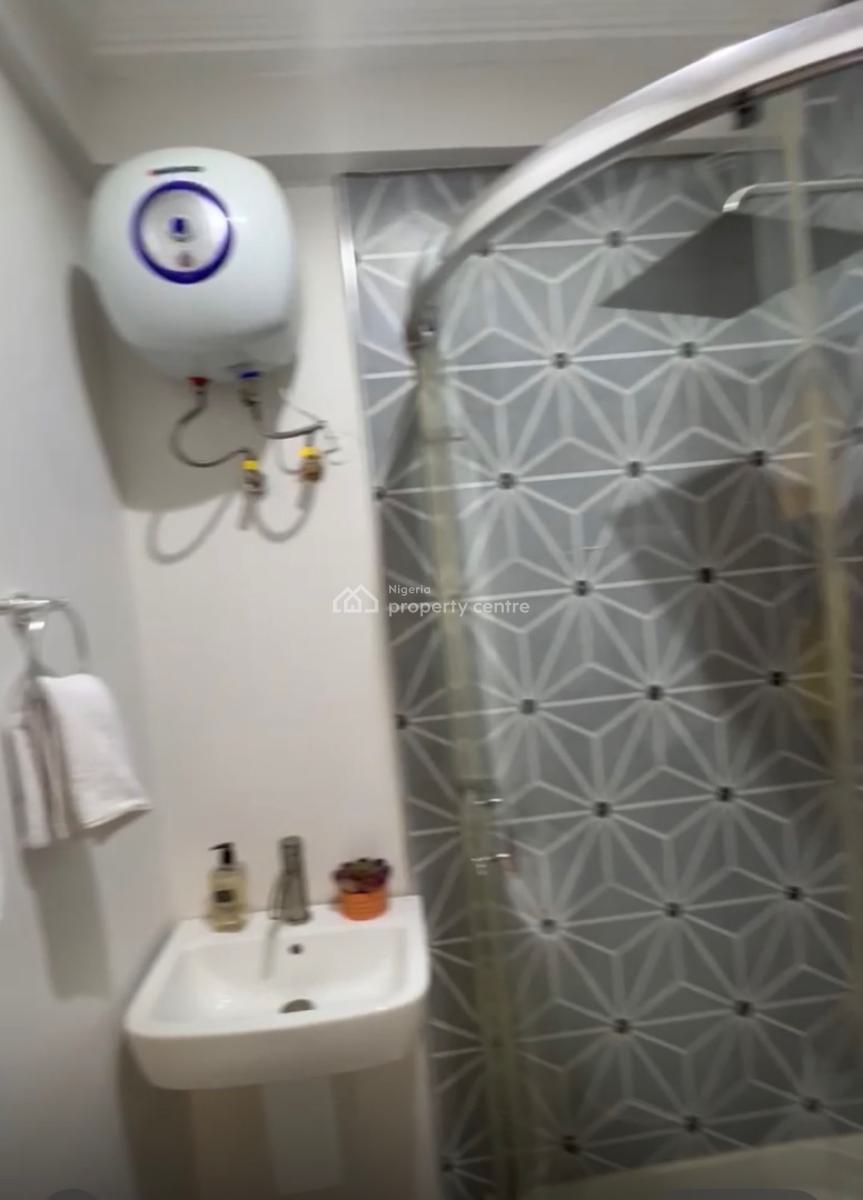 Well-furnished 4 Bedroom Terrace Duplex Apartment, Off Muiz Banire Street, Ikeja Gra, Ikeja, Lagos, Flat / Apartment Short Let