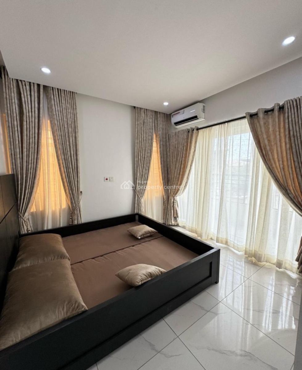 Luxurious 3 Bedroom   Apartment, Gbagada, Lagos, Flat / Apartment for Sale