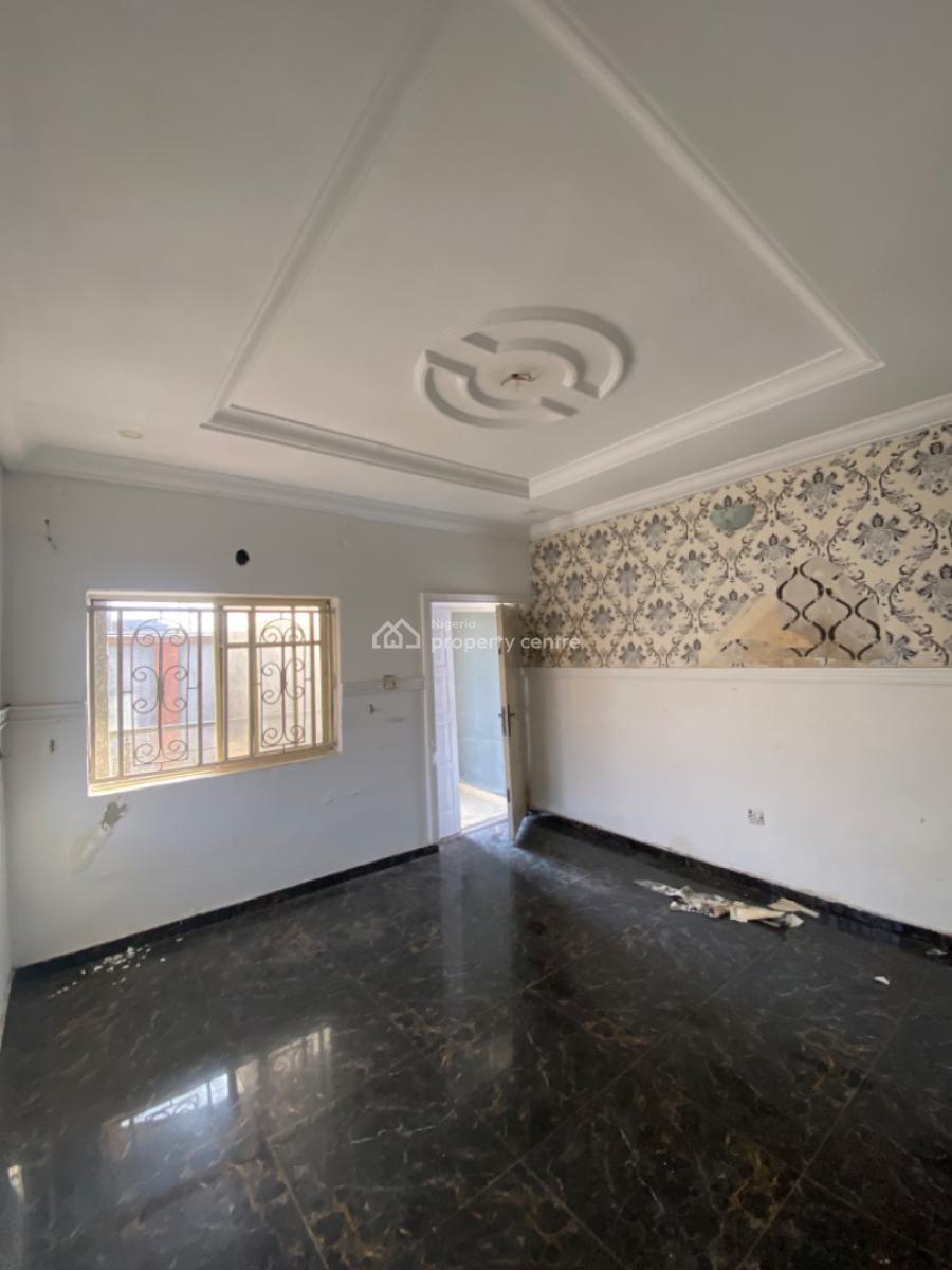 Clean Mini Flat Available, Around Blenco, Sangotedo, Ajah, Lagos, Mini Flat (room and Parlour) for Rent
