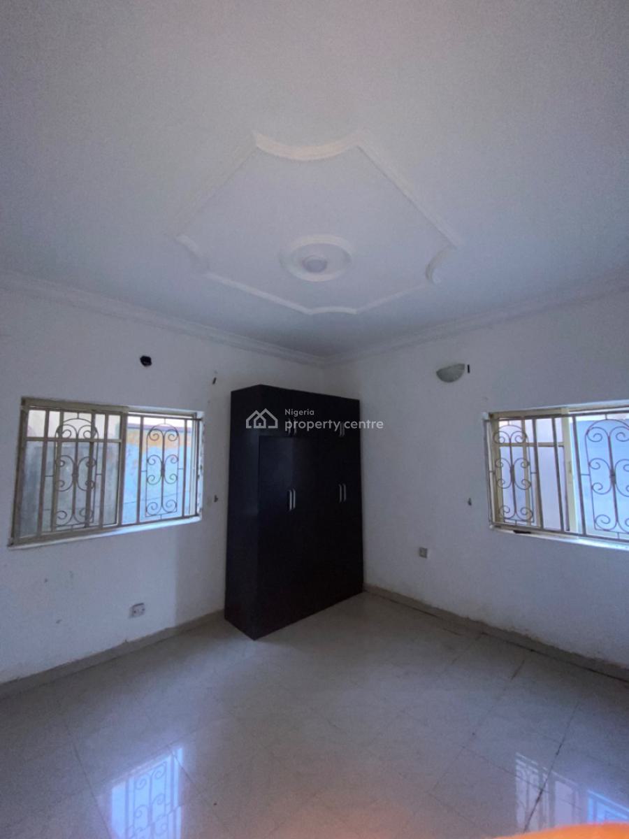 Clean Mini Flat Available, Around Blenco, Sangotedo, Ajah, Lagos, Mini Flat (room and Parlour) for Rent