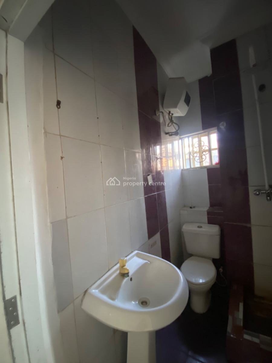 Clean Mini Flat Available, Around Blenco, Sangotedo, Ajah, Lagos, Mini Flat (room and Parlour) for Rent