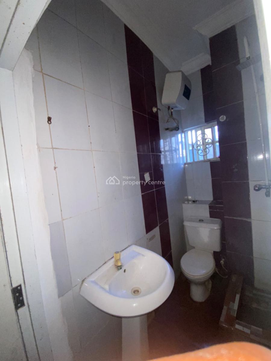 Clean Mini Flat Available, Around Blenco, Sangotedo, Ajah, Lagos, Mini Flat (room and Parlour) for Rent