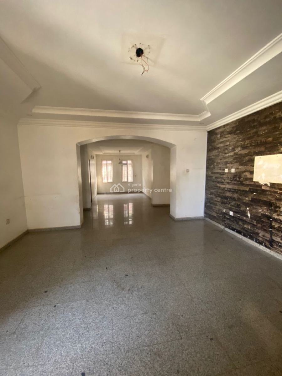 Standard 3 Bedrooms Apartment, Off 1st Avenue, Gwarinpa, Abuja, Flat / Apartment for Rent