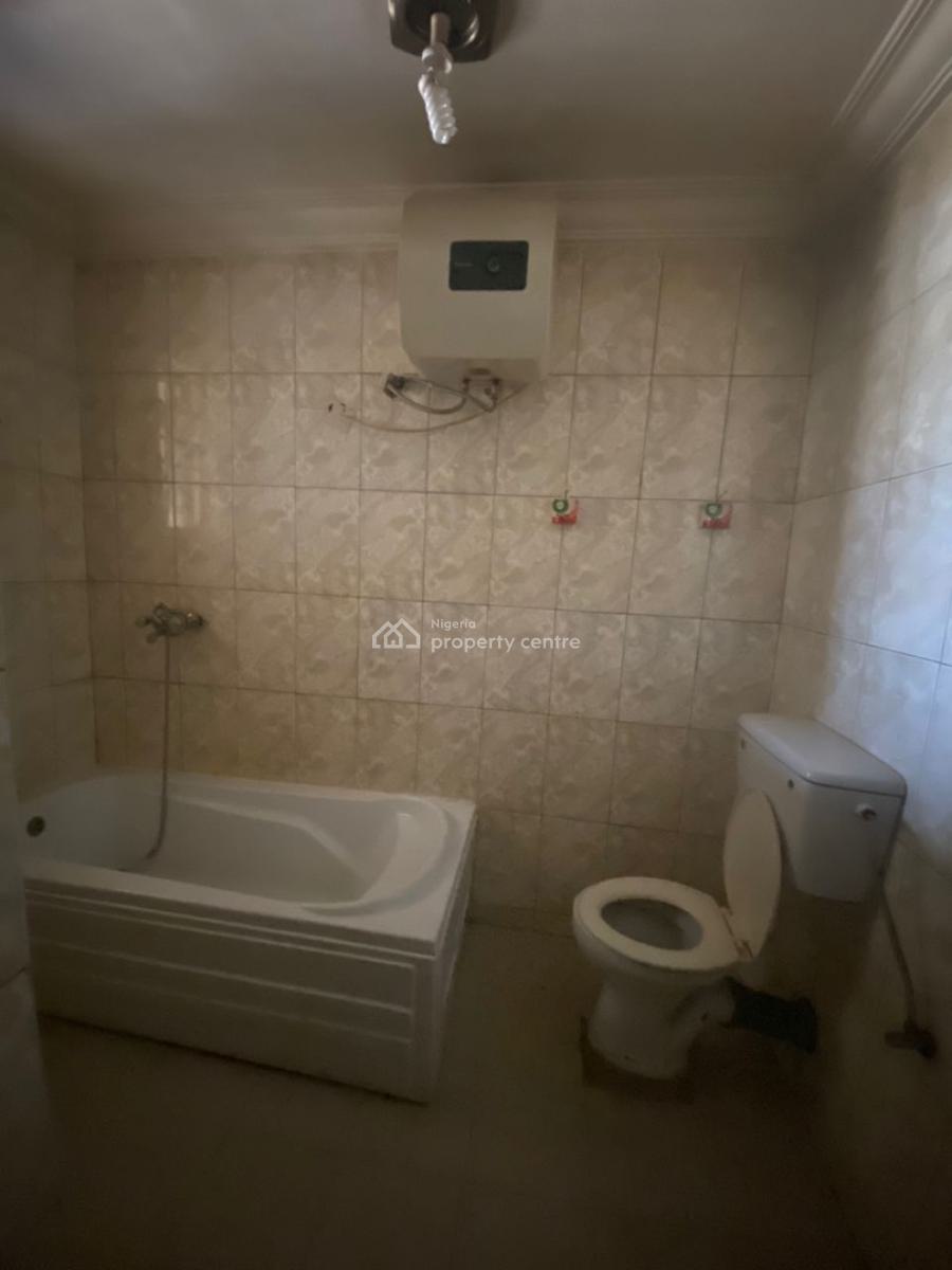 Standard 3 Bedrooms Apartment, Off 1st Avenue, Gwarinpa, Abuja, Flat / Apartment for Rent