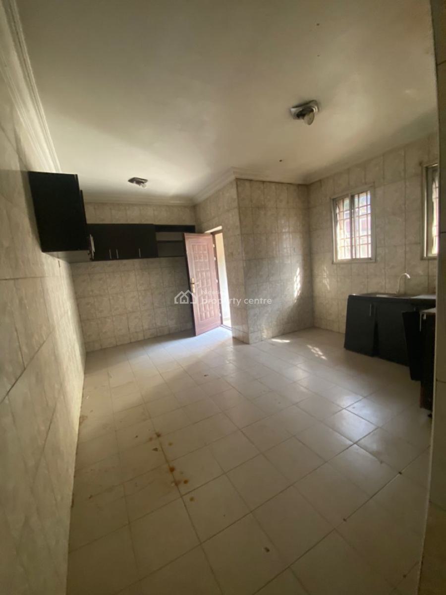 Standard 3 Bedrooms Apartment, Off 1st Avenue, Gwarinpa, Abuja, Flat / Apartment for Rent