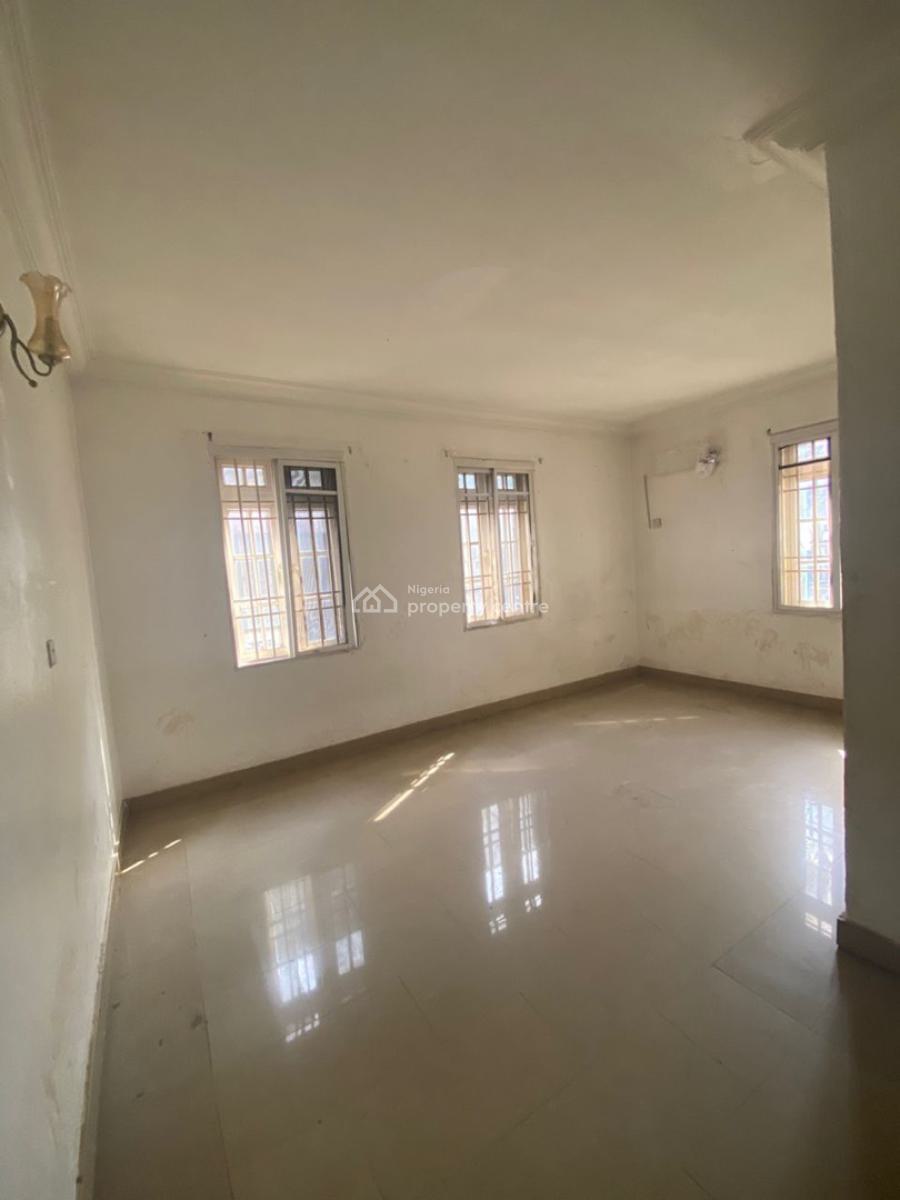 Standard 3 Bedrooms Apartment, Off 1st Avenue, Gwarinpa, Abuja, Flat / Apartment for Rent