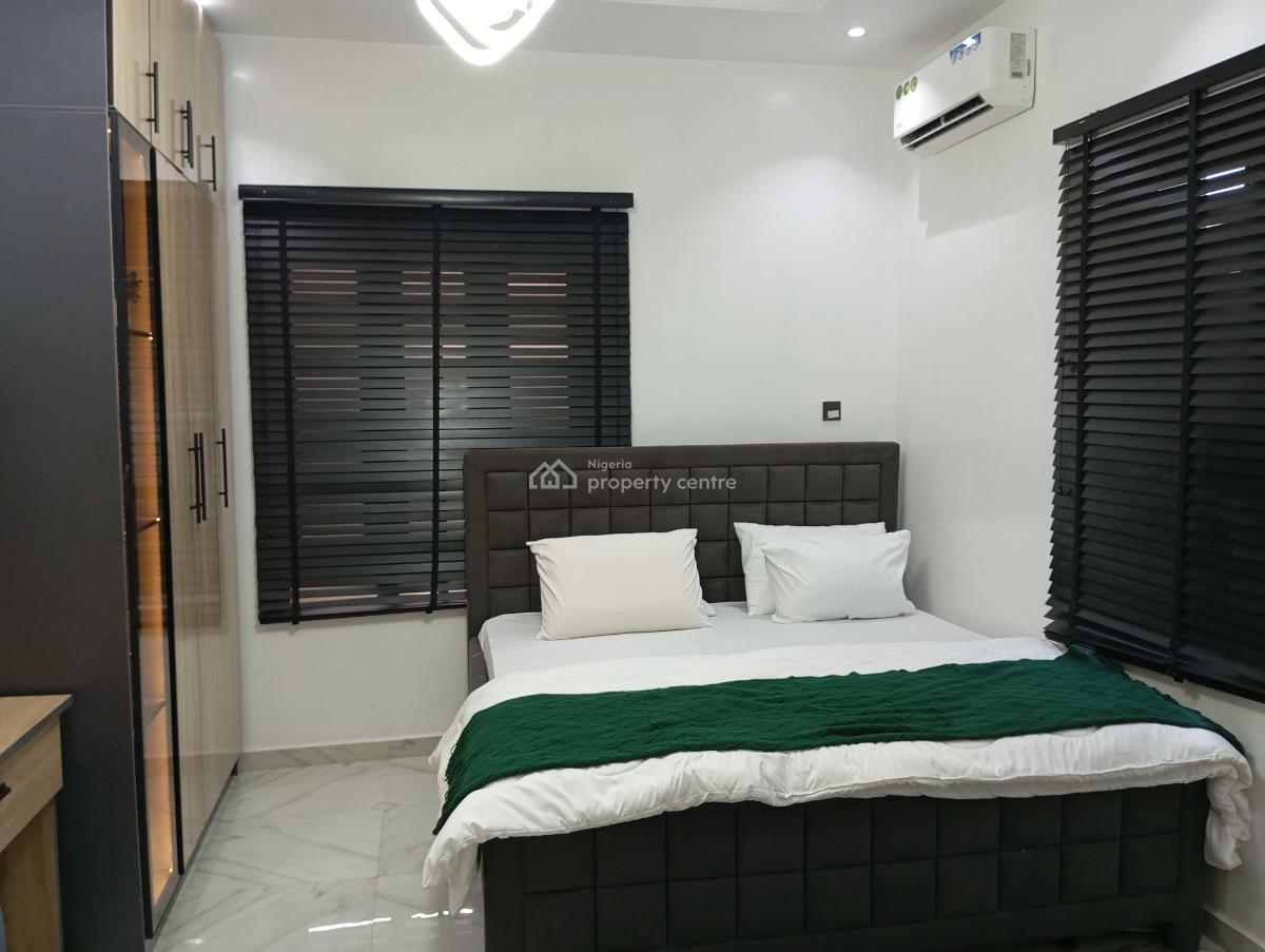 State-of-the Art 3 Bedrooms Apartment, Wifi, Netflix, Swimming Pool, Off Isaac John Street, Ikeja Gra, Ikeja, Lagos, Flat / Apartment Short Let