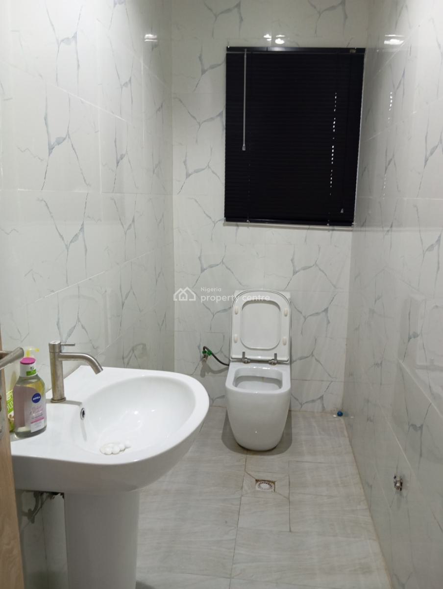 State-of-the Art 3 Bedrooms Apartment, Wifi, Netflix, Swimming Pool, Off Isaac John Street, Ikeja Gra, Ikeja, Lagos, Flat / Apartment Short Let