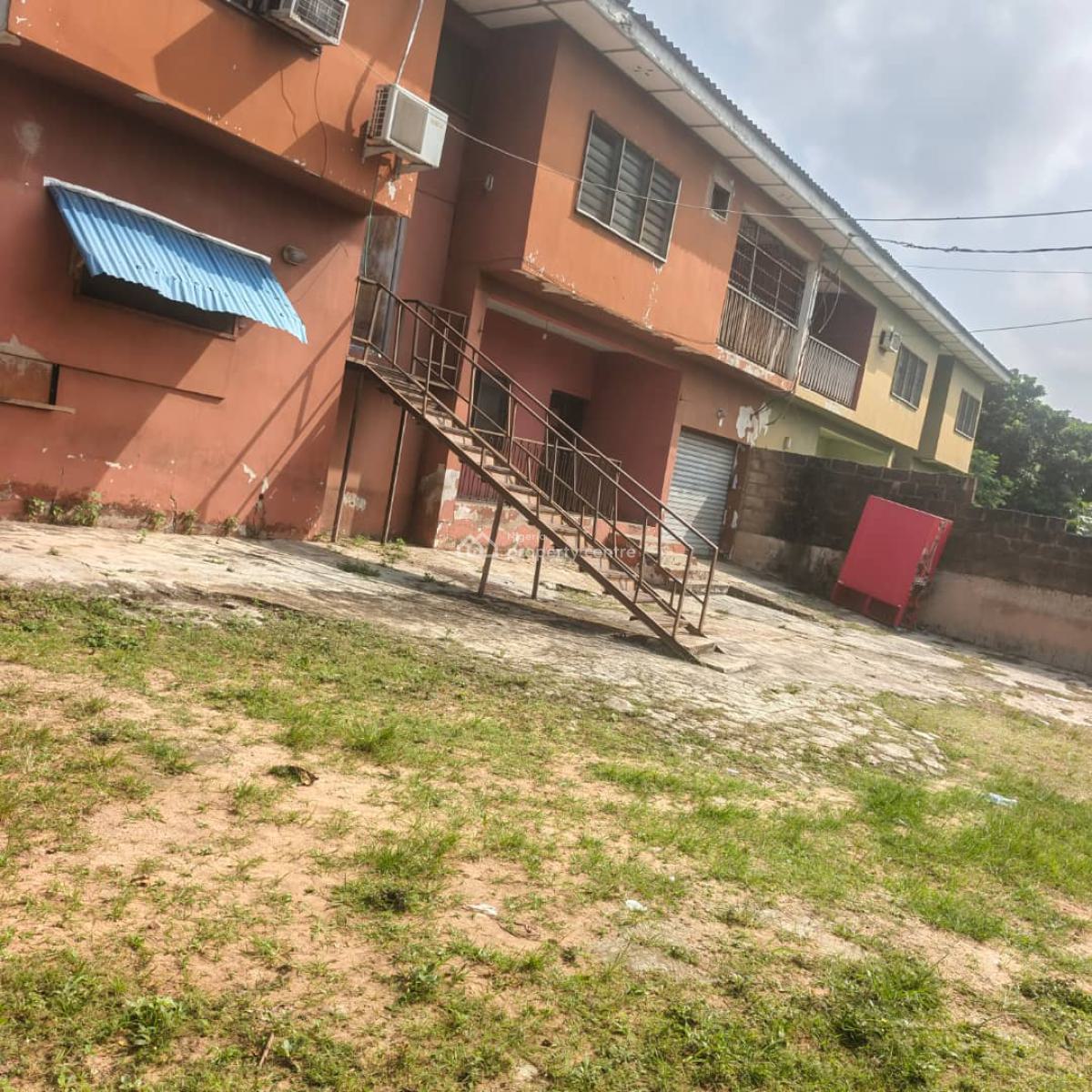 1887sqm of Land with Old Building, Oladele Ajao Street, Off Akinola Maja Drive, Jericho Gra, Ibadan North, Oyo, Residential Land for Sale