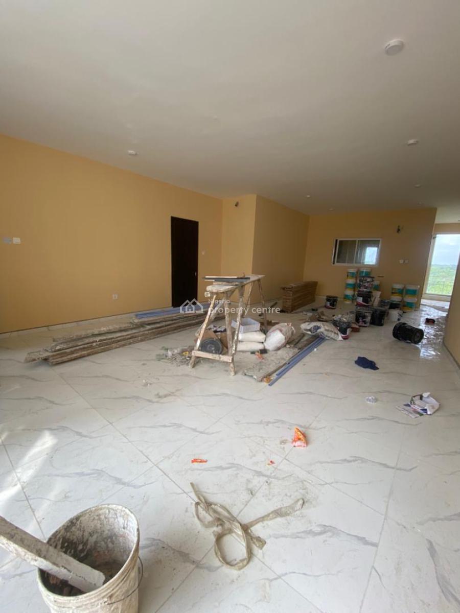 Brand New Executive Built, Shoprite Area, Sangotedo, Ajah, Lagos, Flat / Apartment for Rent
