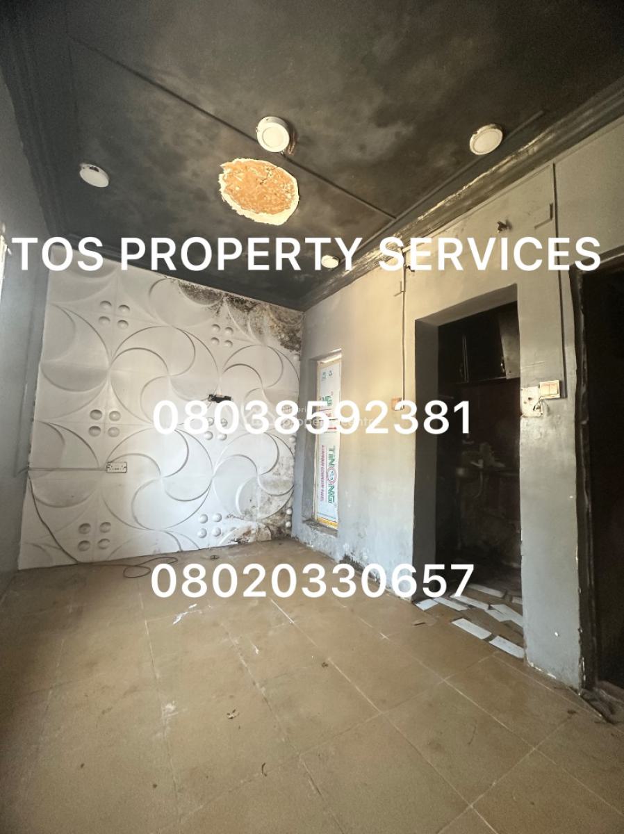 1 Room Self-contained Flat, Yaba, Lagos, Self Contain (single Rooms) for Rent