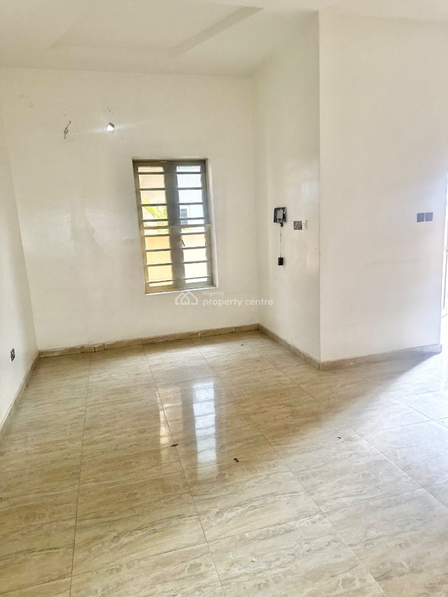 a Studio Room in a Shared Apartment, Oba Musa Estate, Agungi, Lekki, Lagos, Flat / Apartment for Rent