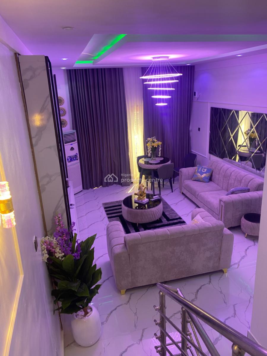 3 Bedrooms Terraced Duplex, Behind Romay Garden, Ilasan, Lekki, Lagos, Flat / Apartment Short Let