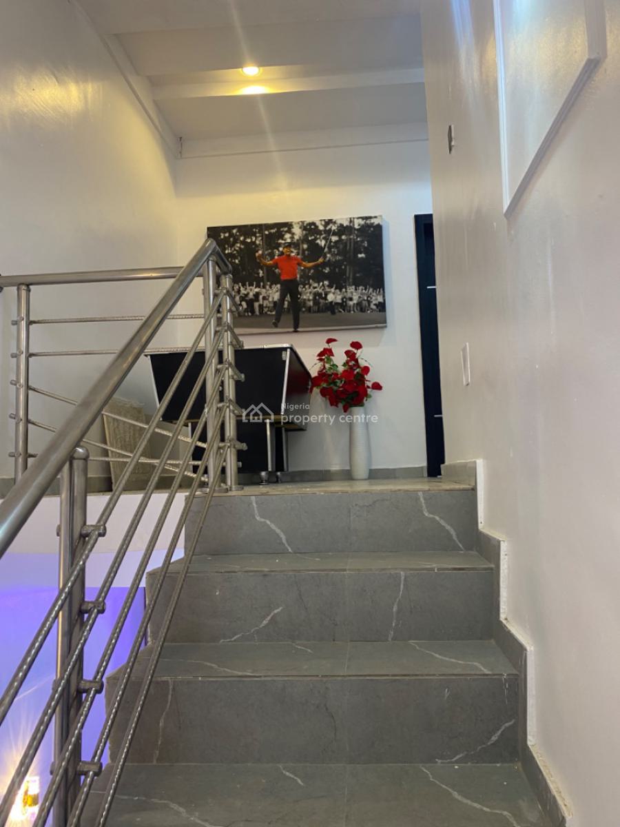 3 Bedrooms Terraced Duplex, Behind Romay Garden, Ilasan, Lekki, Lagos, Flat / Apartment Short Let