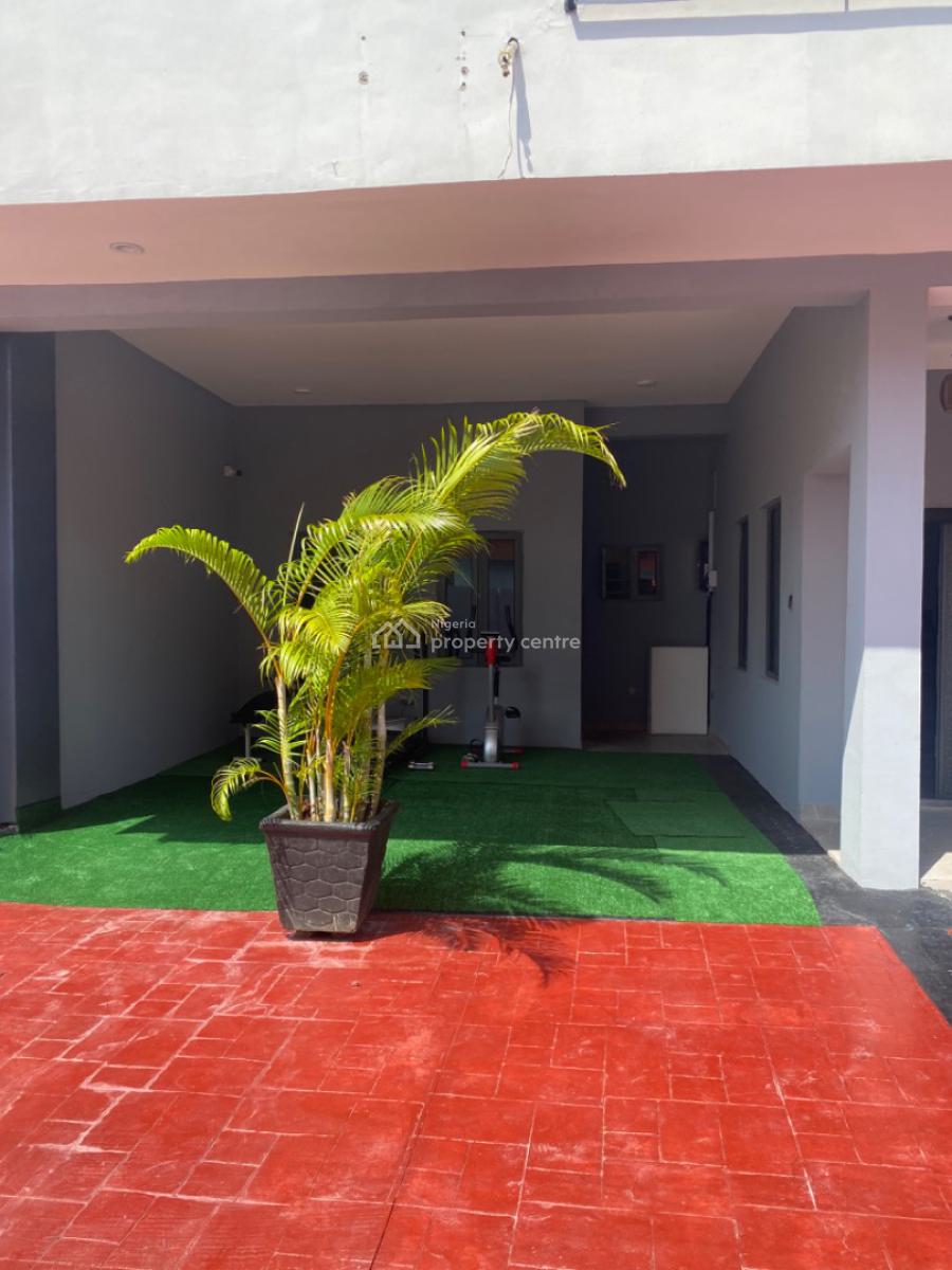 3 Bedrooms Terraced Duplex, Behind Romay Garden, Ilasan, Lekki, Lagos, Flat / Apartment Short Let