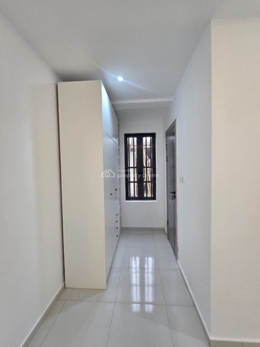 Well Finished Semi Detached 4bedroom  with a Room Bq, Lekki, Lagos, Semi-detached Duplex for Rent