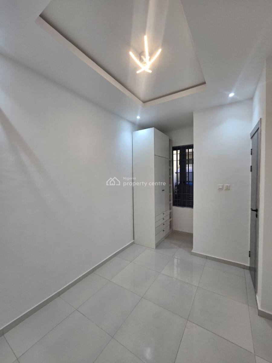 Well Finished Semi Detached 4bedroom  with a Room Bq, Lekki, Lagos, Semi-detached Duplex for Rent