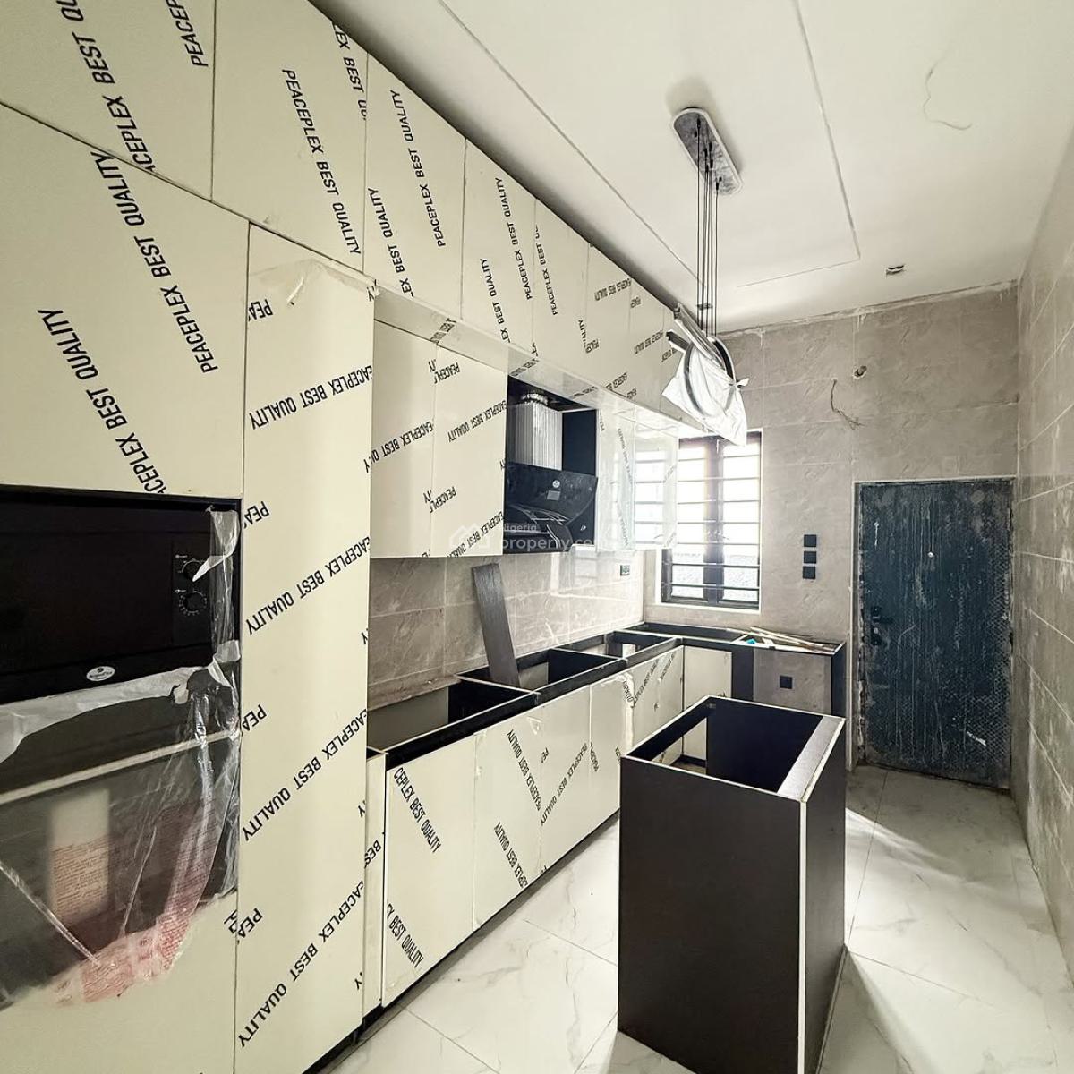 Spacious 4 Bedroom Terrace Duplex, Ikota, Lekki, Lagos, Terraced Duplex for Sale