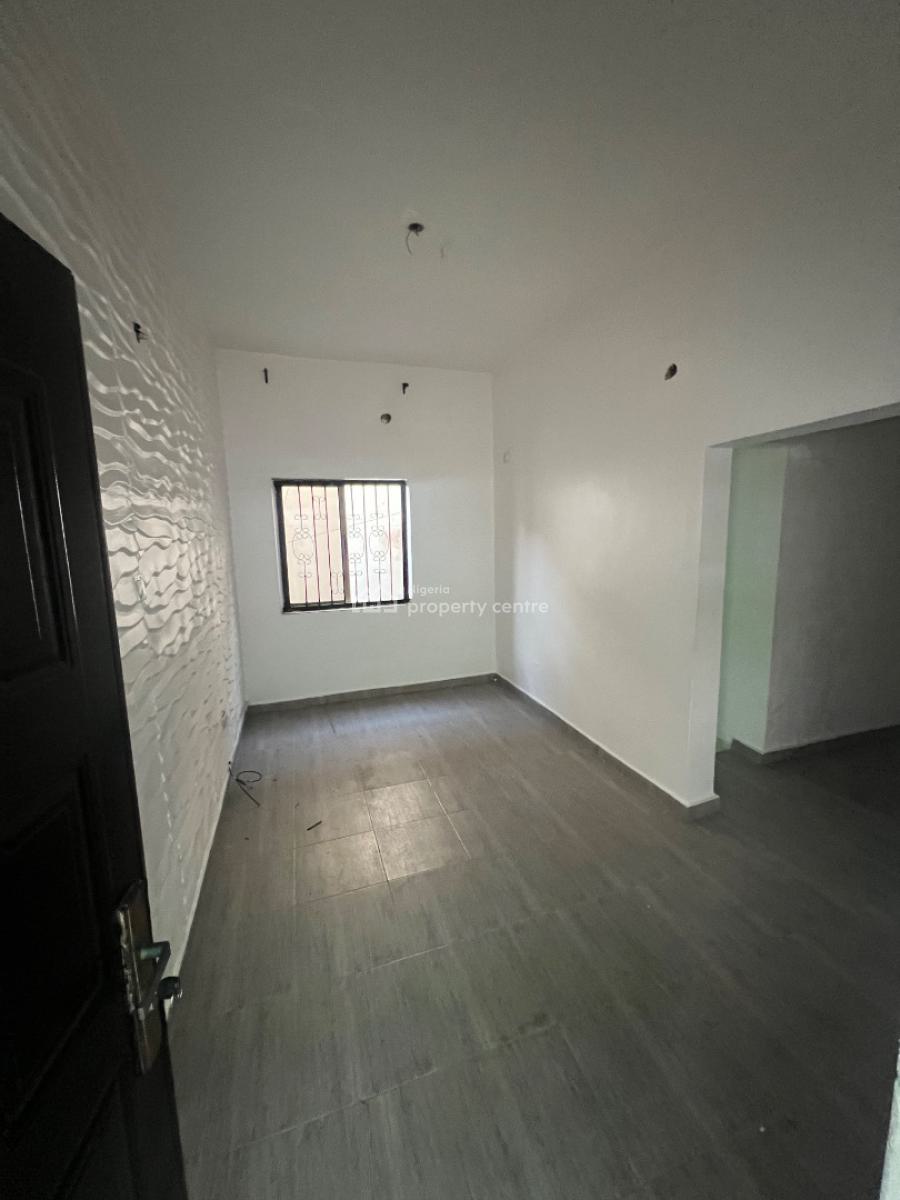 Miniflat with a Standard Kitchen, Lekki Phase 1, Lekki, Lagos, Mini Flat (room and Parlour) for Rent