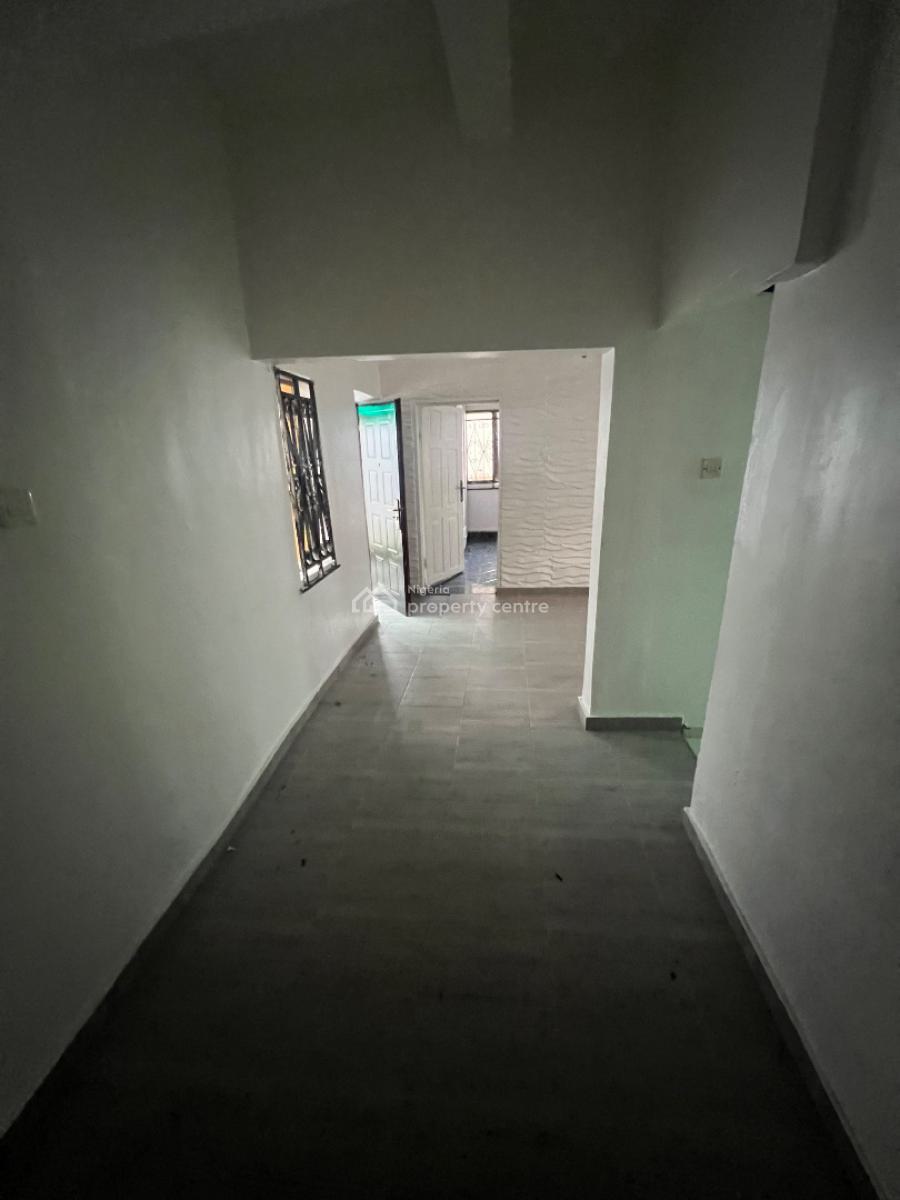 Miniflat with a Standard Kitchen, Lekki Phase 1, Lekki, Lagos, Mini Flat (room and Parlour) for Rent