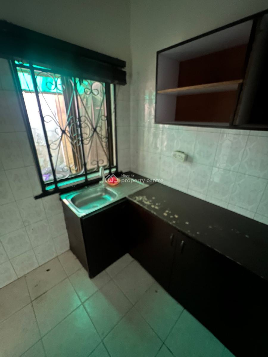 Miniflat with a Standard Kitchen, Lekki Phase 1, Lekki, Lagos, Mini Flat (room and Parlour) for Rent