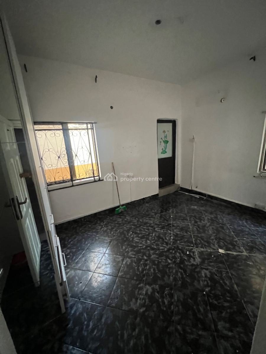 Miniflat with a Standard Kitchen, Lekki Phase 1, Lekki, Lagos, Mini Flat (room and Parlour) for Rent